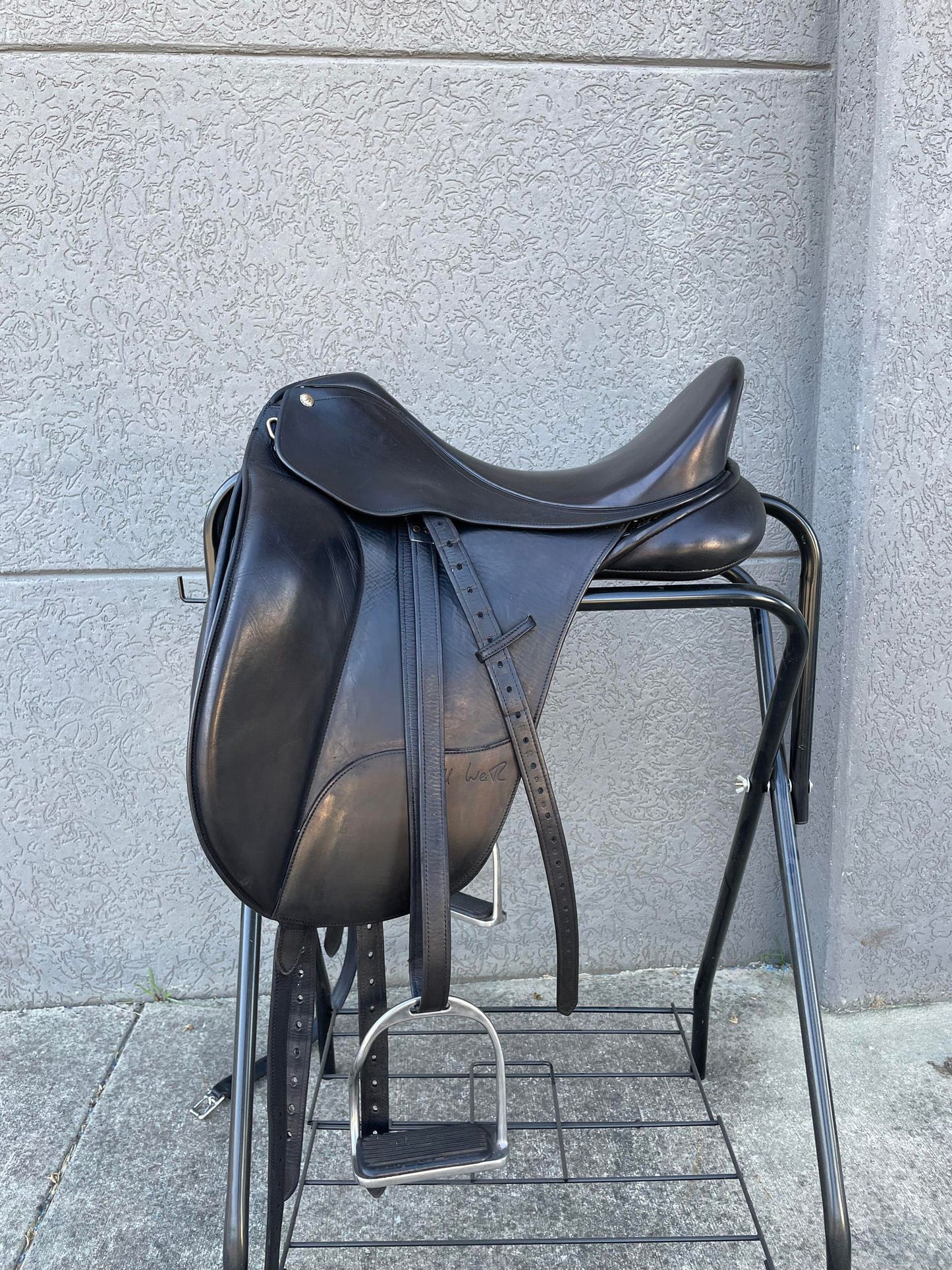 Bates Isabell Dressage Saddle