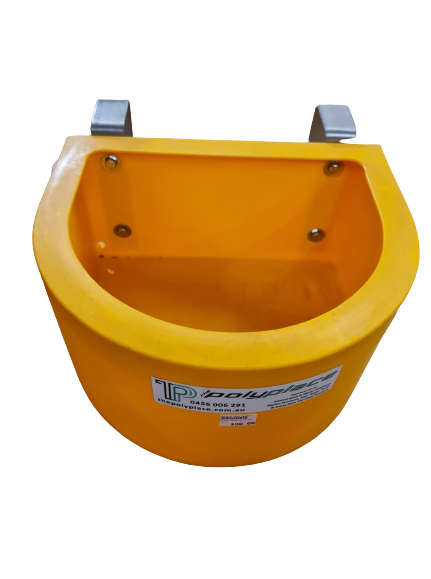 Round Hanging Feeder - Wanneroo Stock Feeders