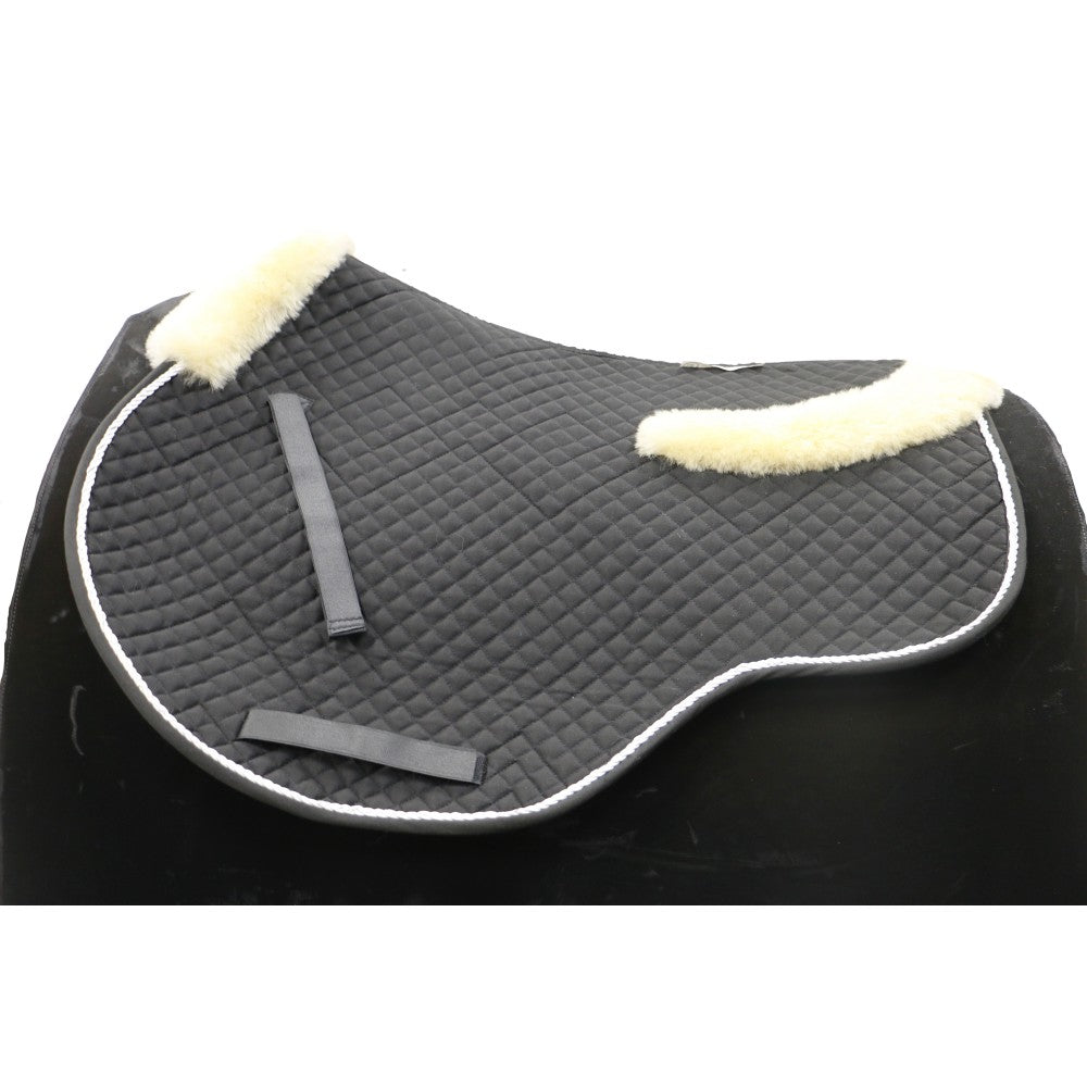 Supreme Sheepskin Saddle Pad - Wanneroo Stockfeeders