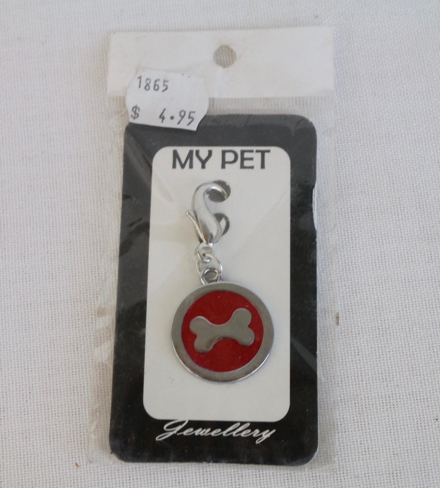 Bone in Red Circle Charm - Wanneroo Stockfeeders