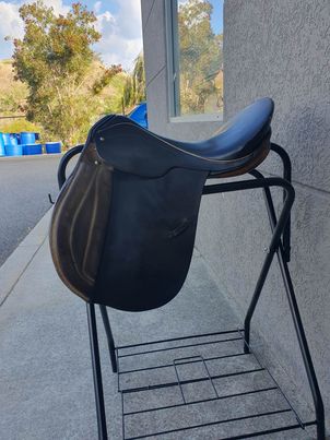 Hubertus All Purpose Saddle