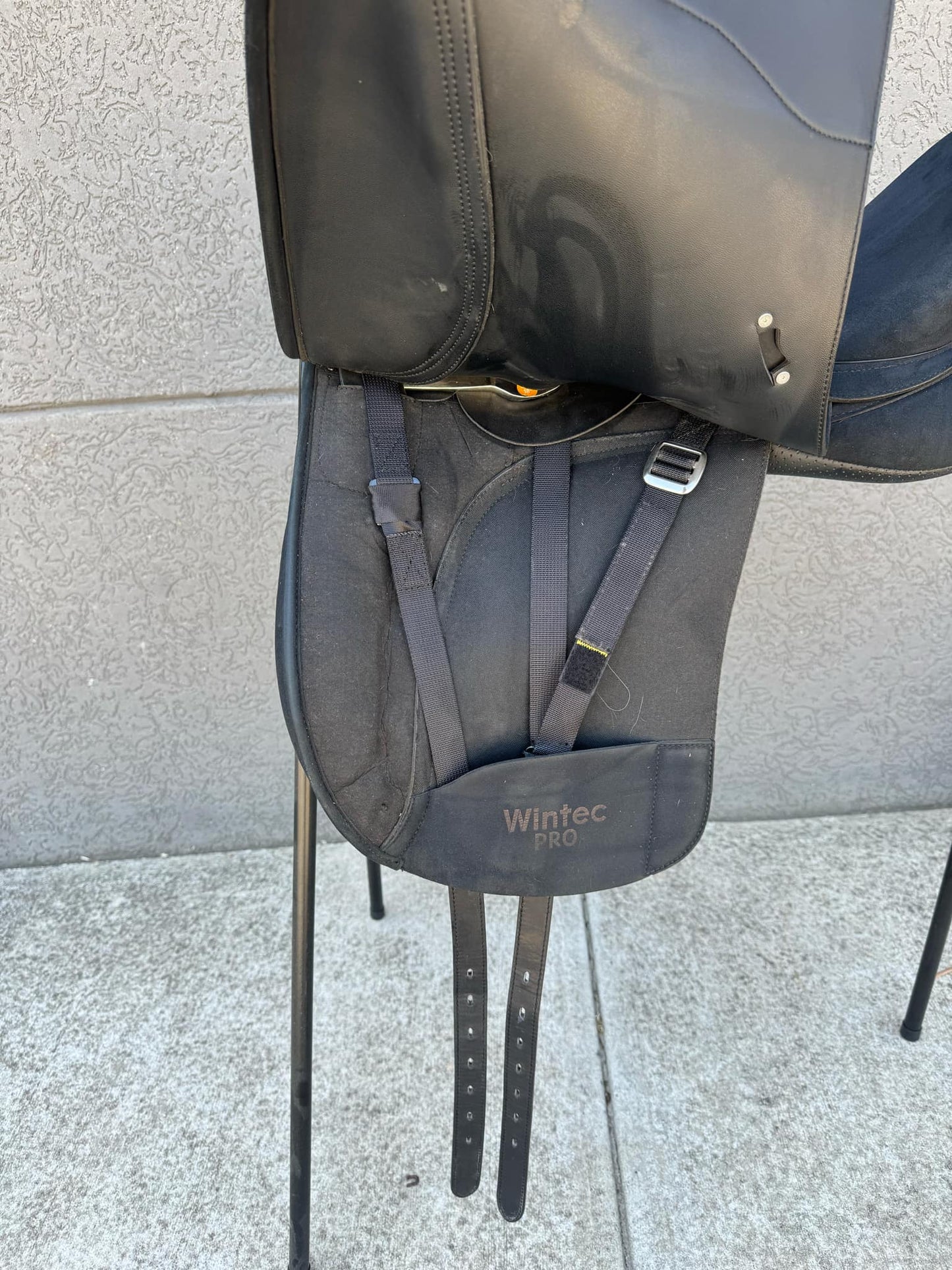 Wintec Pro Contour Bloc Dressage Saddle