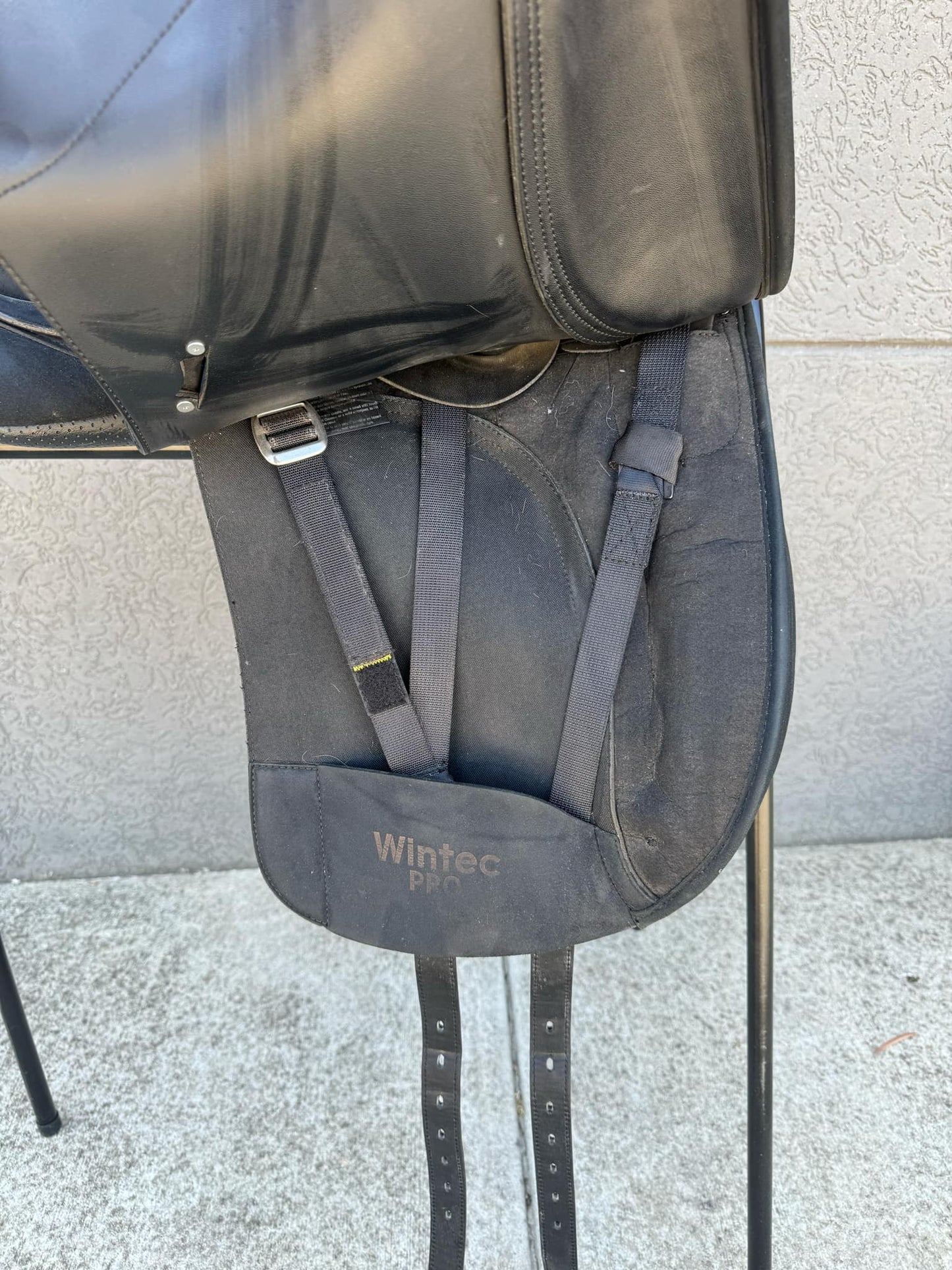 Wintec Pro Contour Bloc Dressage Saddle