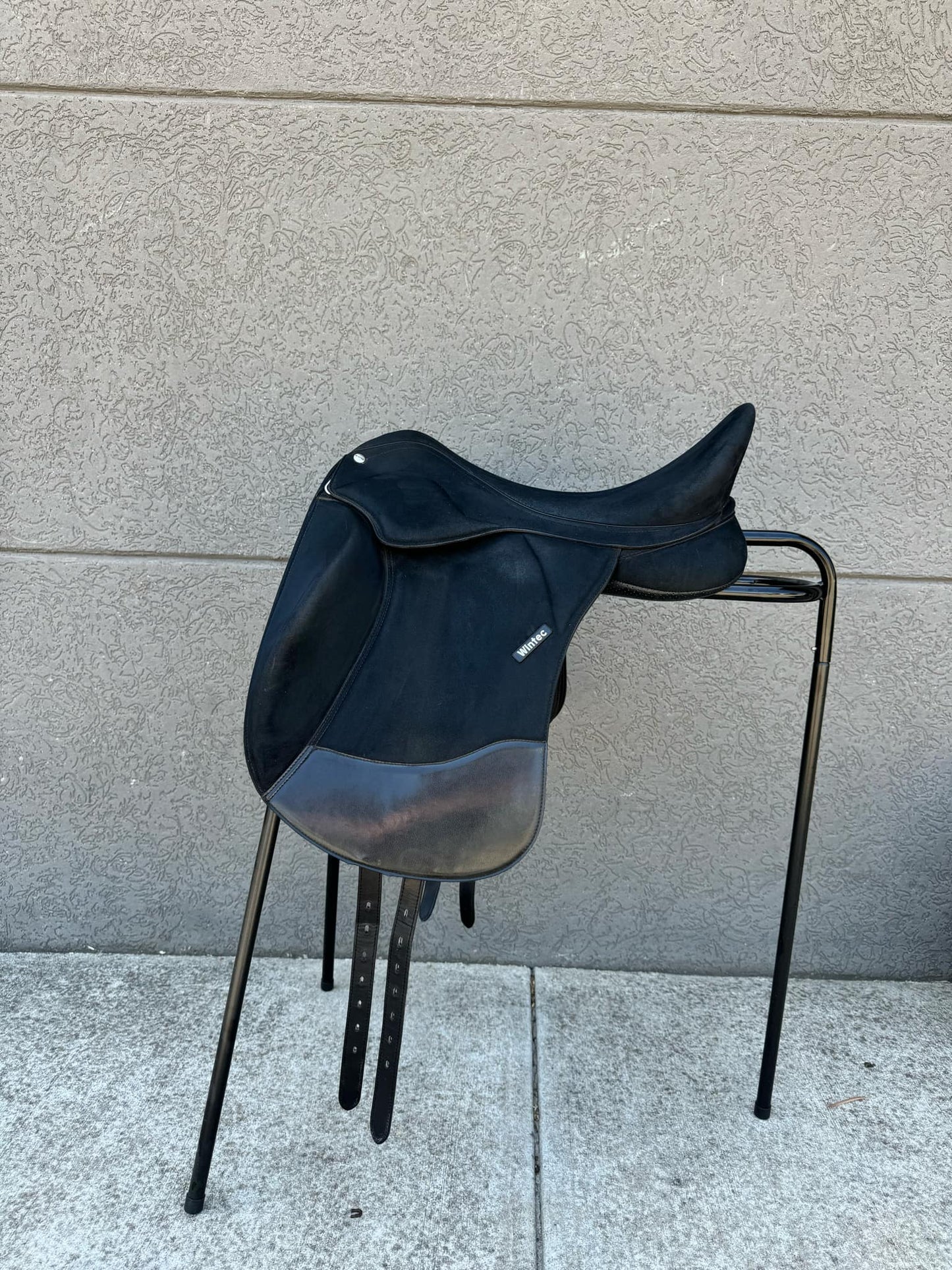 Wintec Pro Contour Bloc Dressage Saddle